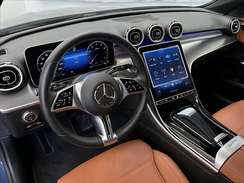 Mercedes-Benz Třídy C 300 4MATIC kombi - fotka 9 z 22