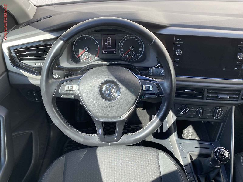 Volkswagen Polo (2018) 1.0i, Comfortline, park. - fotka 11 z 17