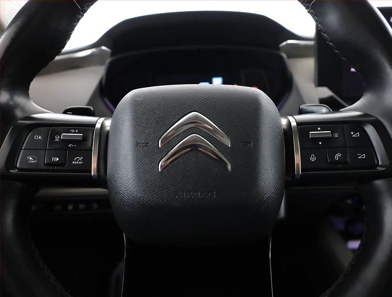Citroën C5 X (2022) Plug-in Hybrid 225 - fotka 8 z 23