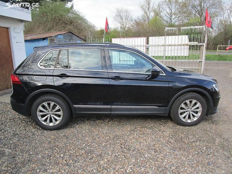 Volkswagen Tiguan 1,5TSI-96KW-NOVÁ STK+OLEJ - fotka 8 z 27
