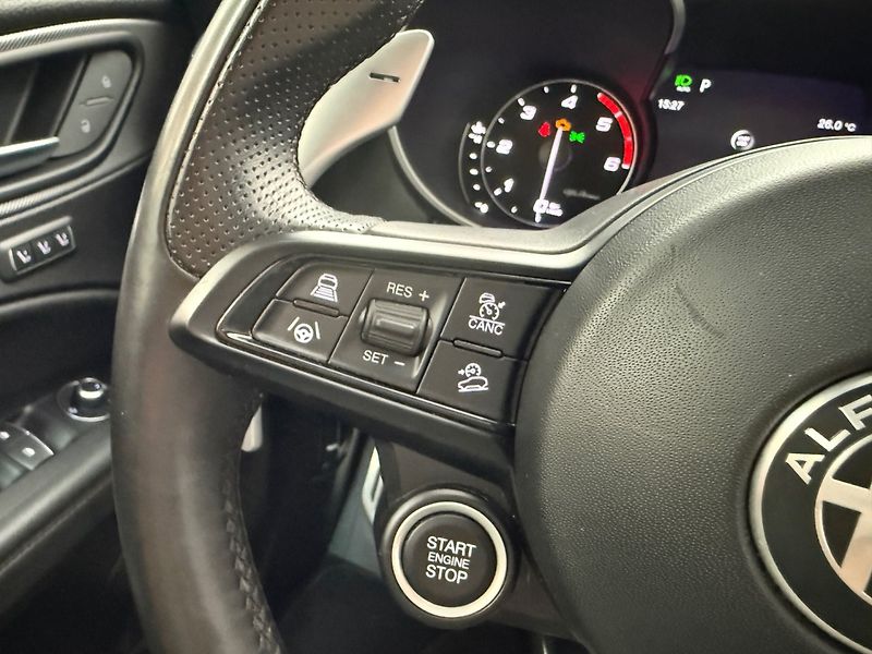 Alfa Romeo Stelvio (2021) 2.2 210 HP Veloce 8AT Q4 - fotka 23 z 30