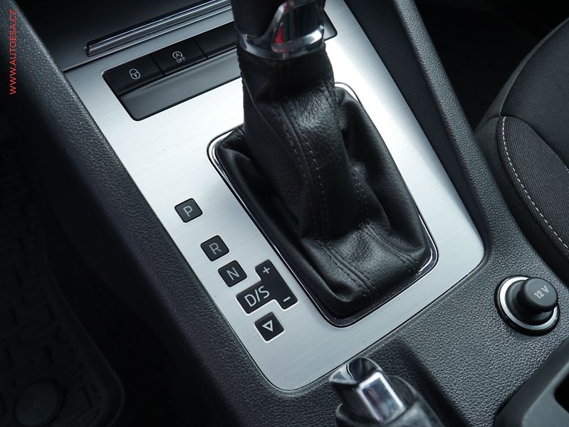 Škoda Octavia (2019) 1.5 TSi, 1.maj,ČR, Ambition - fotka 22 z 24