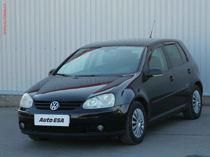 Volkswagen Golf (2008) 1.6i, AC, TZ - fotka 3 z 23