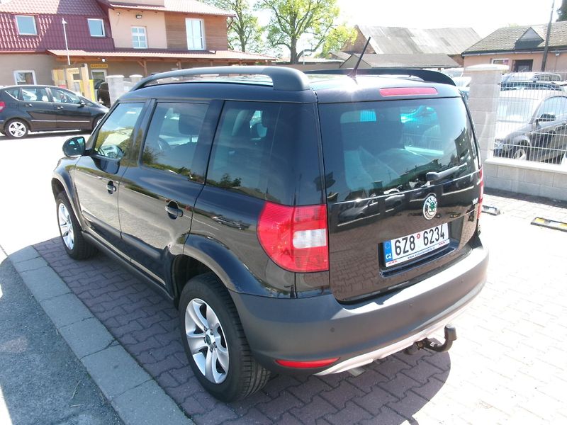 Škoda Yeti (2010) 1,2TSI AC ALU TAŽNÉ STK - fotka 7 z 23