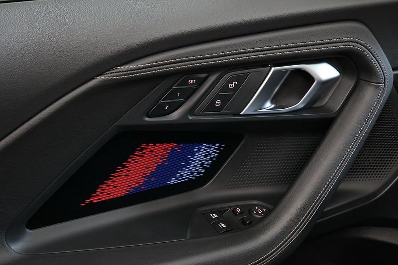 BMW M2 338kW Manuál Servis do 12/2028 - fotka 24 z 50
