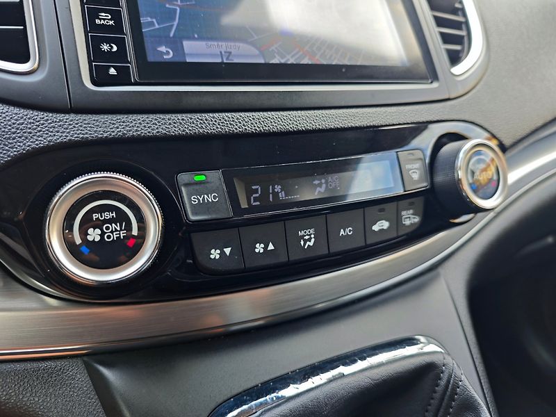 Honda CR-V (2015) 2.0 i-VTEC Elegance REZERVACE - fotka 23 z 40
