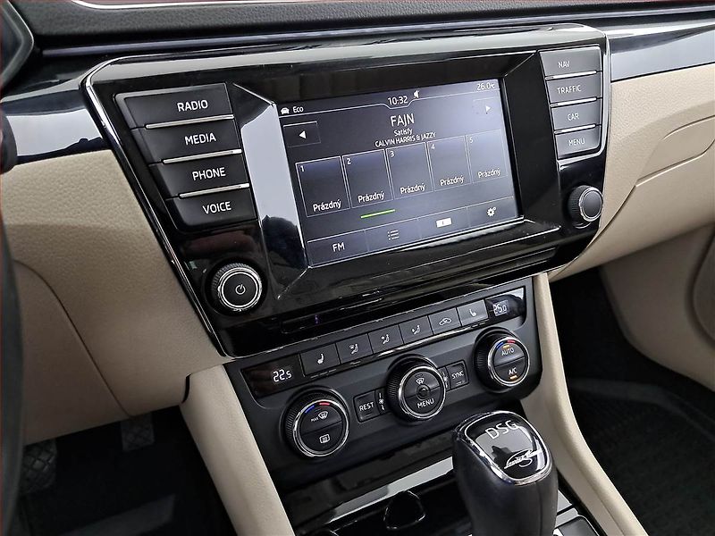 Škoda Superb (2016) 2.0 TDI, Automat, Kůže, Navi - fotka 12 z 26