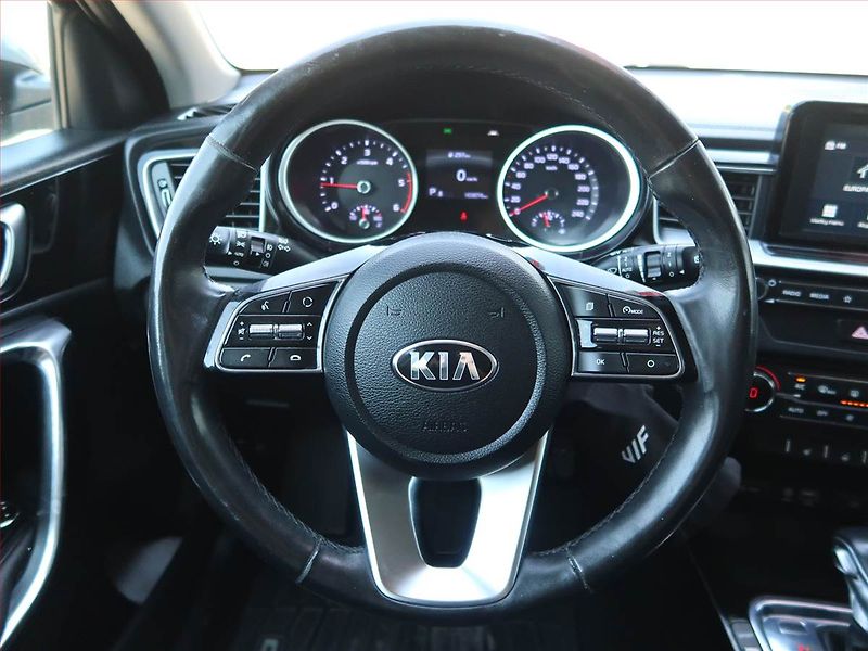 Kia Ceed (2019) Gold 1.6 CRDi, Automat - fotka 16 z 18