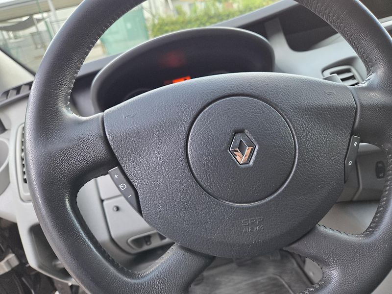 Renault Trafic 2.0 dCi 84KW Generation Evado - fotka 36 z 45