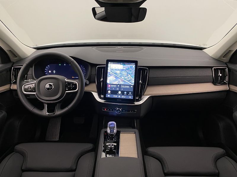 Volvo XC90 B5 AWD BRIGHT PLUS AUT CZ 7m - fotka 2 z 56