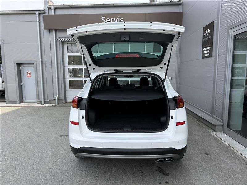 Hyundai Tucson 1,6 T-GDI  Traveller - fotka 19 z 26