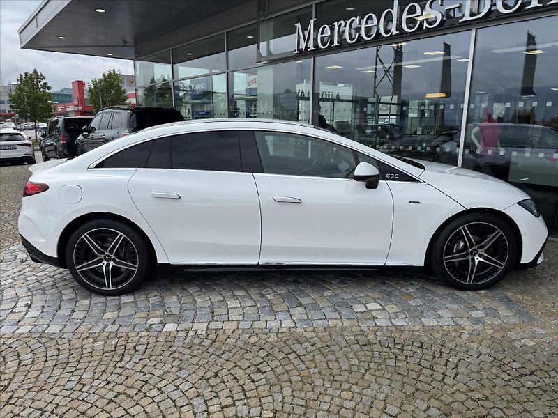 Mercedes-Benz EQE 53 AMG 4M - fotka 30 z 38