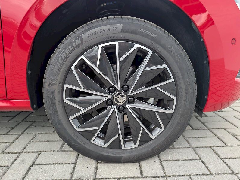 Škoda Kamiq (2025) 1,5 TSI / 110 kW DSG Selection - fotka 14 z 30