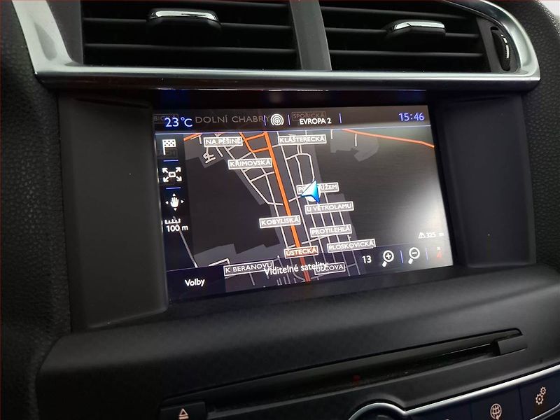 DS Automobiles DS4 (2015) 1.6 BlueHDi, ČR,1.maj, Navi - fotka 13 z 17