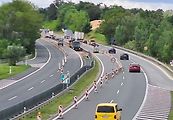 Budoucí dálnice D7 naváže u Slaného na stávající dvěma novými pruhy.