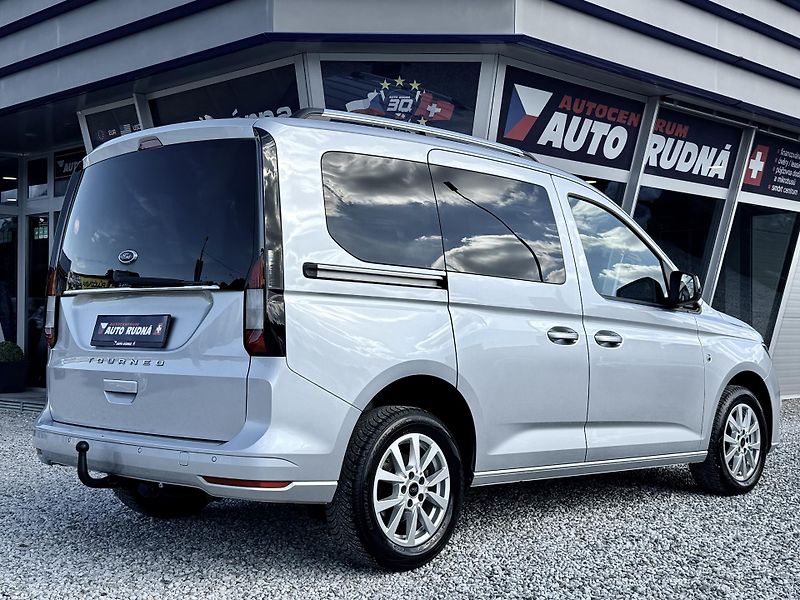Ford Tourneo Connect 2,0 EcoBlue Titanium - fotka 10 z 38