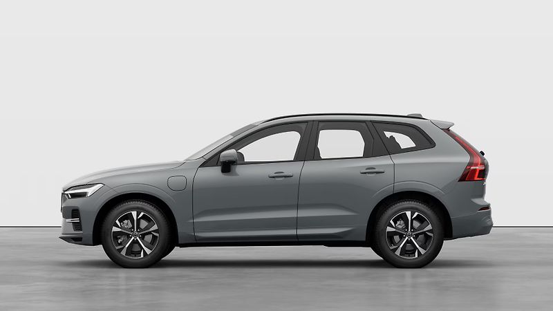 Volvo XC60 (2026) CORE, T6 AWD, 186+107 kW / 253 - fotka 2 z 12