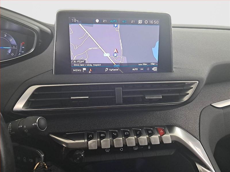Peugeot 3008 (2018) 1.2 PureTech, Serv.kniha, Kůže - fotka 16 z 16