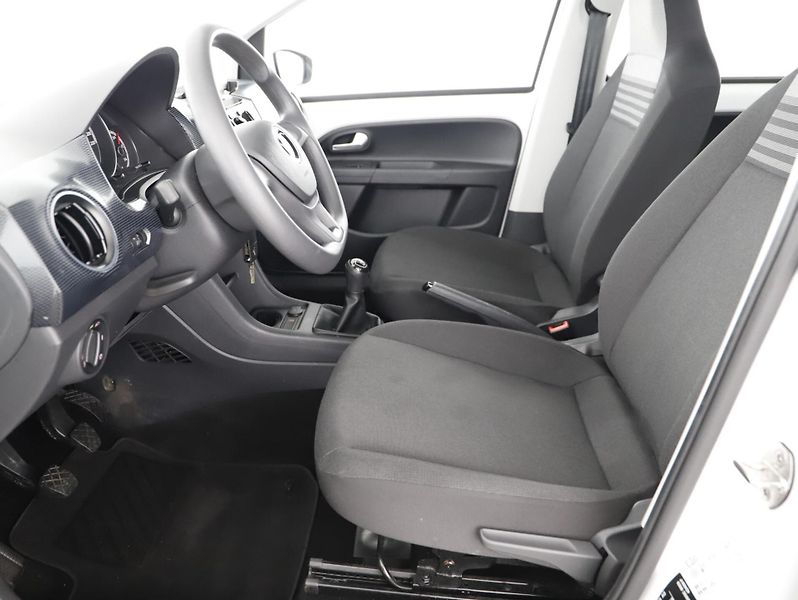 Volkswagen up! 1.0MPI 48kW MOVE - fotka 9 z 24