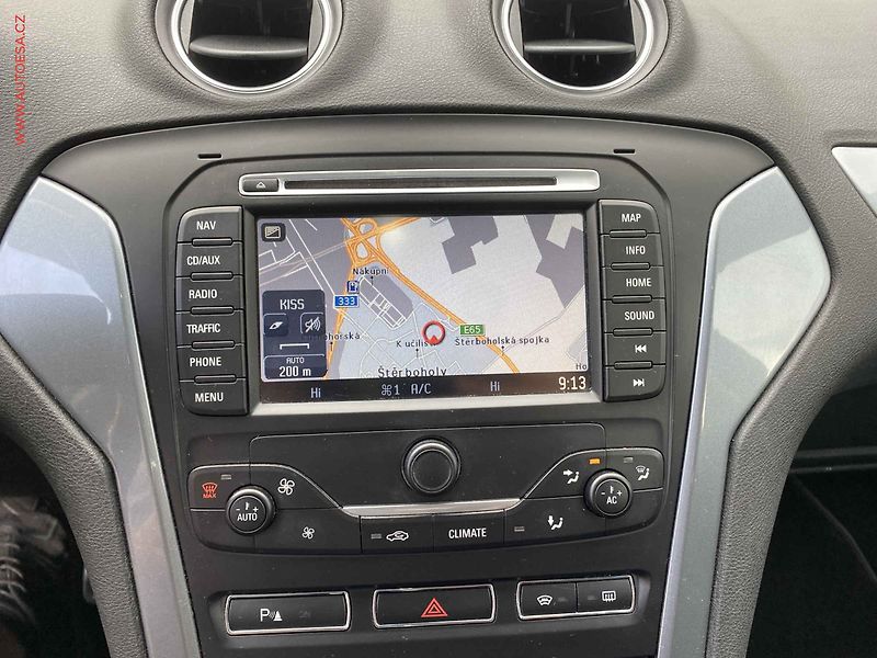 Ford Mondeo (2010) 2.0TDCi, AC, tempo, park - fotka 15 z 16