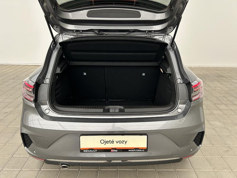 Renault Clio 1.0 TCe Techno - fotka 12 z 31