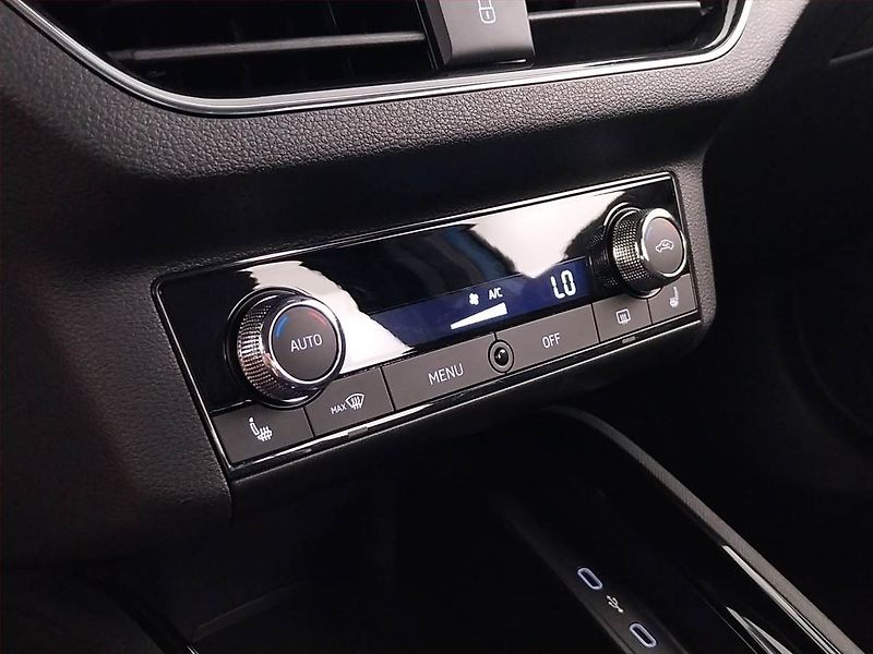 Škoda Kamiq (2021) Scoutline 1.0 TSI - fotka 18 z 23