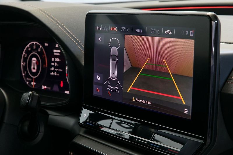 Cupra Formentor 1.5TSI 110kW Kamera Kessy ACC - fotka 19 z 32
