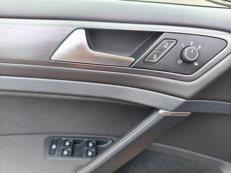 Volkswagen Golf (2018) 1,4 TSI 92Kw Nové ČR - DPH !!! - fotka 22 z 32