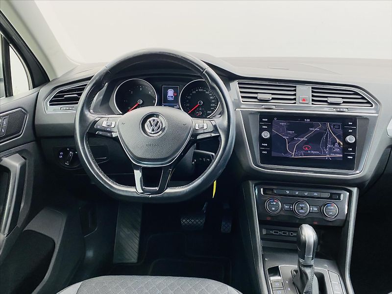 Volkswagen Tiguan 2,0 TDI DSG 110 kW COMFORTLINE - fotka 10 z 27