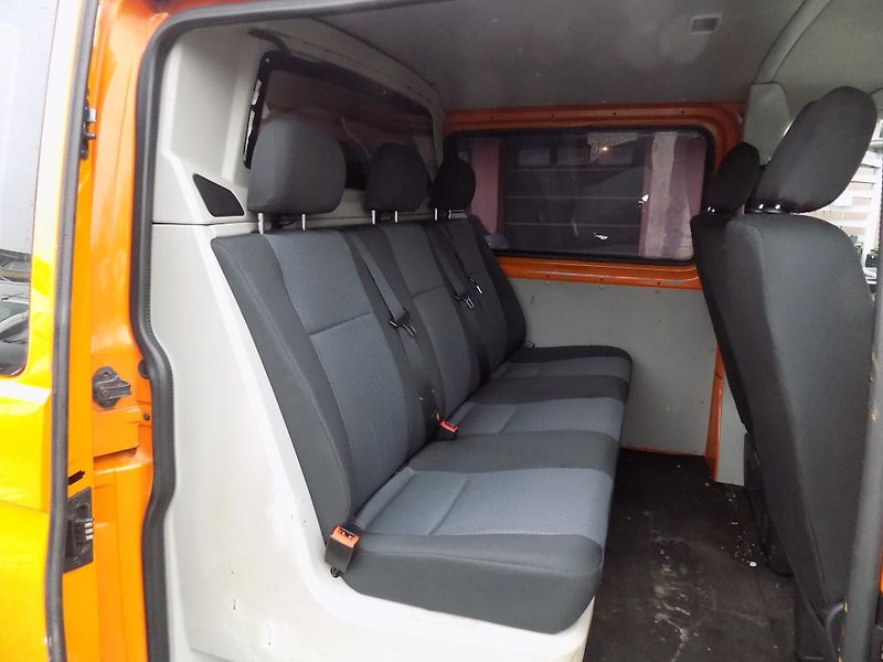 Volkswagen Transporter 2,0 TDI 110 KW DC 5 MÍST TEMP. - fotka 20 z 35