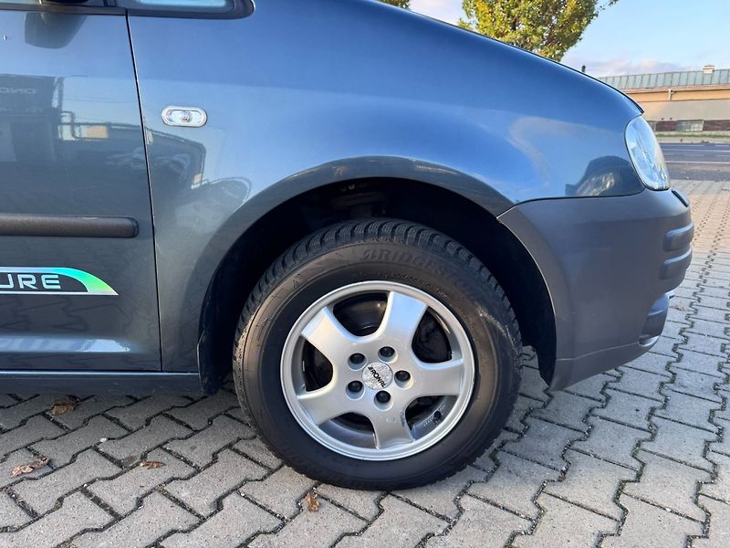 Volkswagen Caddy (2005) 2,0SDI 51KW 7 MÍST 2X ŠOUPAČKY - fotka 17 z 50