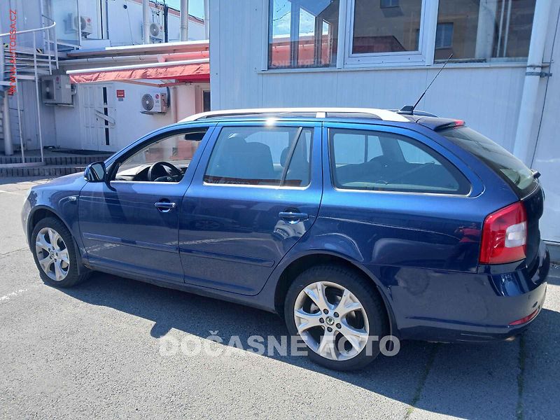 Škoda Octavia (2009) 2.0 TDi 4x4, 2.maj,ČR - fotka 2 z 3