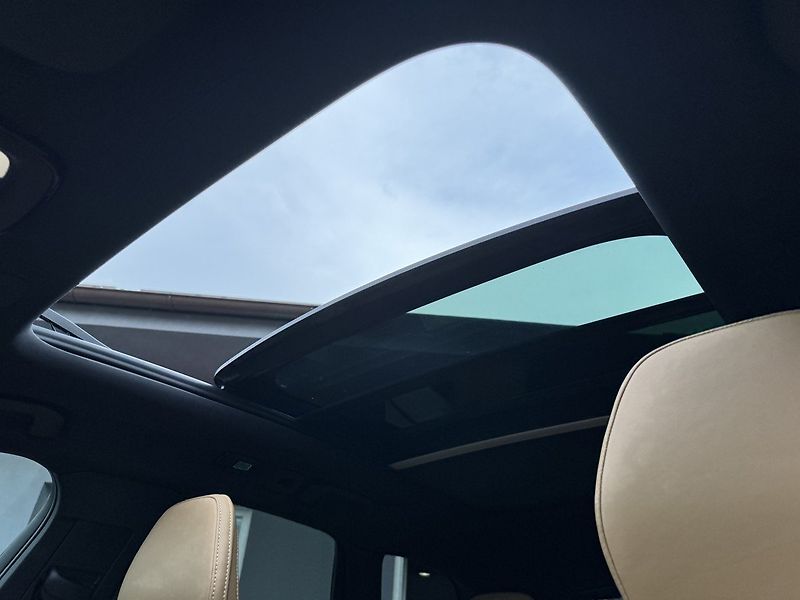 Volvo XC60 (2021) 2.0D B4 AWD Inscription - fotka 16 z 47