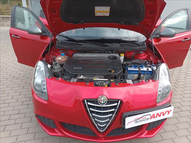 Alfa Romeo Giulietta 1,6 1.6 JTD,77KW,SPRINT,TAŽNÉ, - fotka 27 z 42