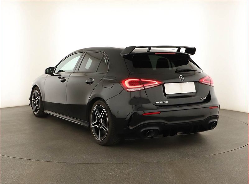 Mercedes-Benz Třídy A (2022) A 35 AMG 4MATIC - fotka 4 z 19