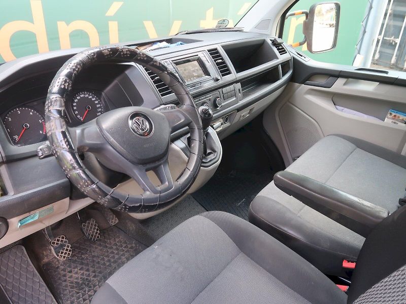 Volkswagen Transporter (2019) T6 2.0TDI 150KW - fotka 16 z 25