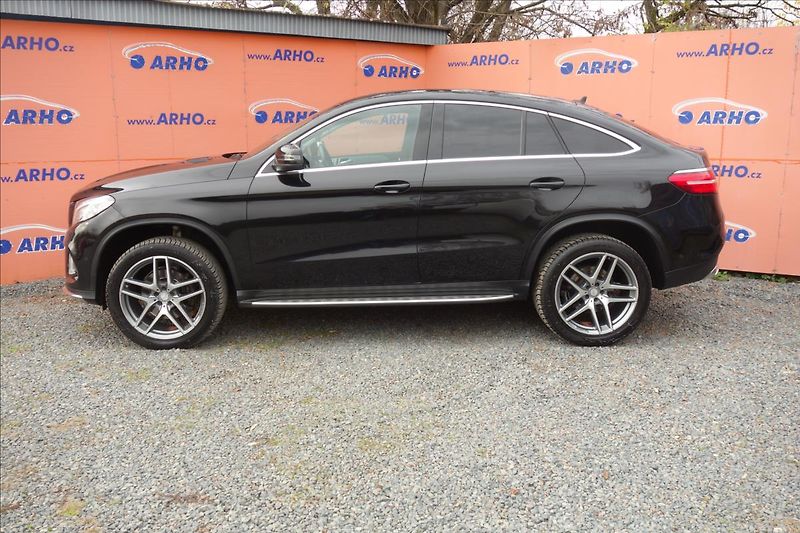 Mercedes-Benz GLE 350CDi 190KW,4 MAT.,KUPÉ. - fotka 4 z 39