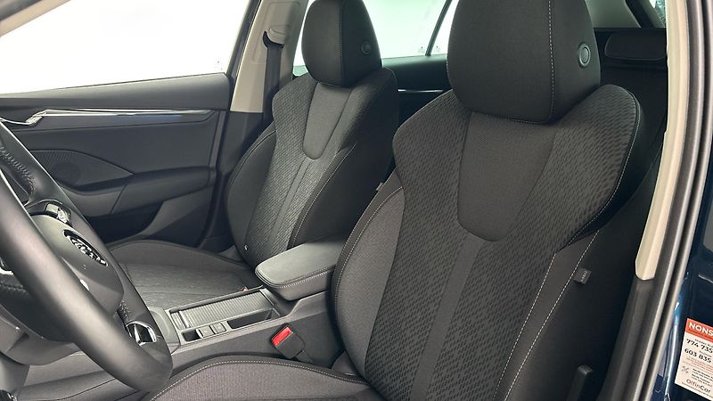 Škoda Octavia 1.5 TSI Style Combi - fotka 15 z 27