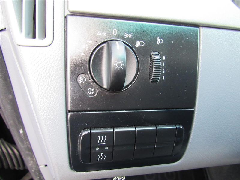 Mercedes-Benz Viano 3,0 CDi V6 150kW - fotka 20 z 30