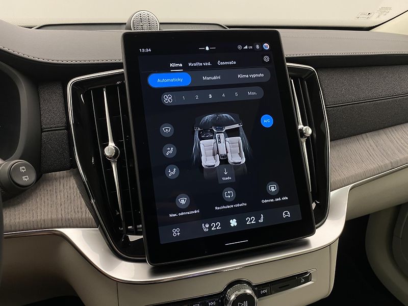 Volvo XC90 (2026) T8 AWD Plug-in BRIGHT ULTRA - fotka 44 z 74