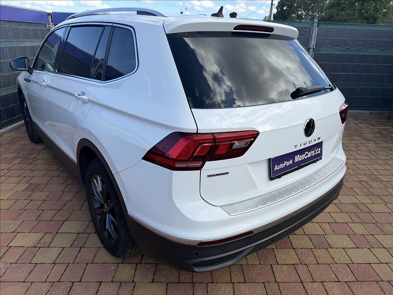 Volkswagen Tiguan Allspace 2.0 TDI Life DSG 4Motion/147kW - fotka 7 z 26