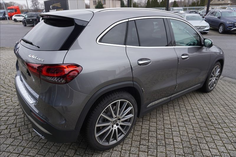 Mercedes-Benz GLA 2,0 250 4M neodpočtové - fotka 6 z 18