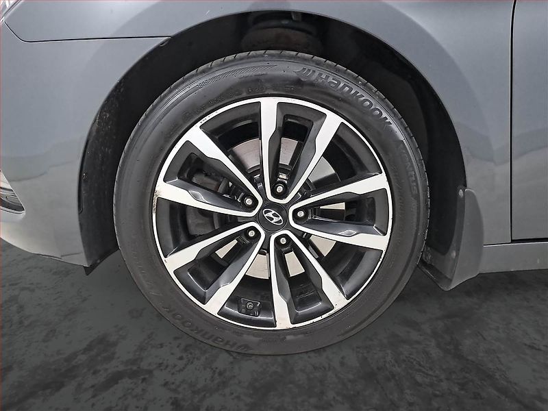 Hyundai i40 (2016) 1.7 CRDi, Serv.kniha, Tempomat - fotka 15 z 20