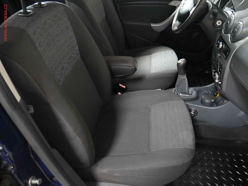 Dacia Duster (2011) 1.6i, ČR, STK3/28 - fotka 12 z 17