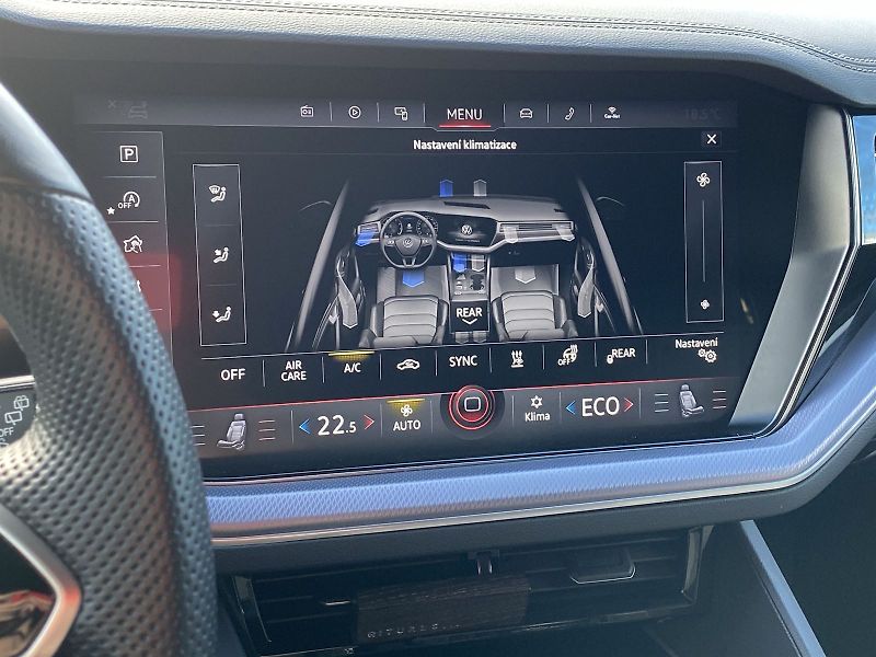 Volkswagen Touareg (2023) Exclusive 3.0 TDI V6 4Motion - fotka 21 z 37