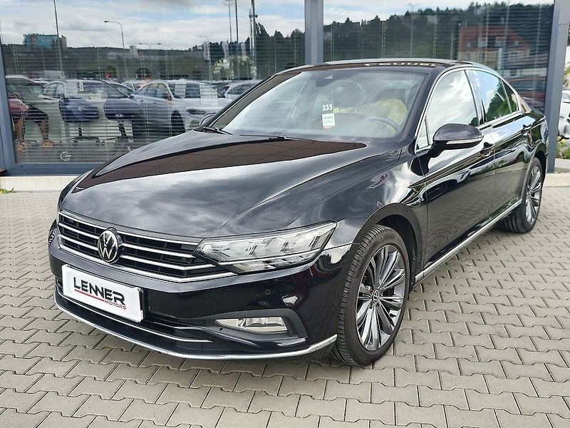 Volkswagen Passat 2.0 TDI/110kW Elegance - fotka 1 z 34