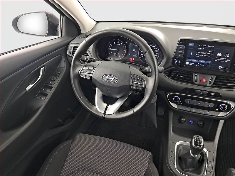 Hyundai i30 (2023) 1.0 T-GDI, ČR,1.maj - fotka 7 z 17