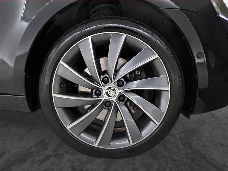 Škoda Octavia (2016) Laurin&Klement 2.0 TDI, 4X4 - fotka 15 z 23