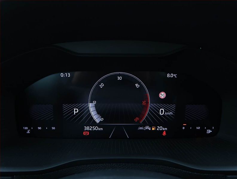 Škoda Karoq (2024) Fresh 2.0 TDI - fotka 11 z 23