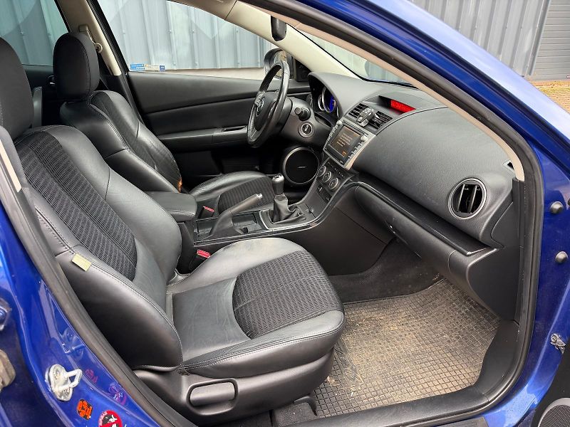 Mazda 6 2,2 MZR-CD - fotka 18 z 22